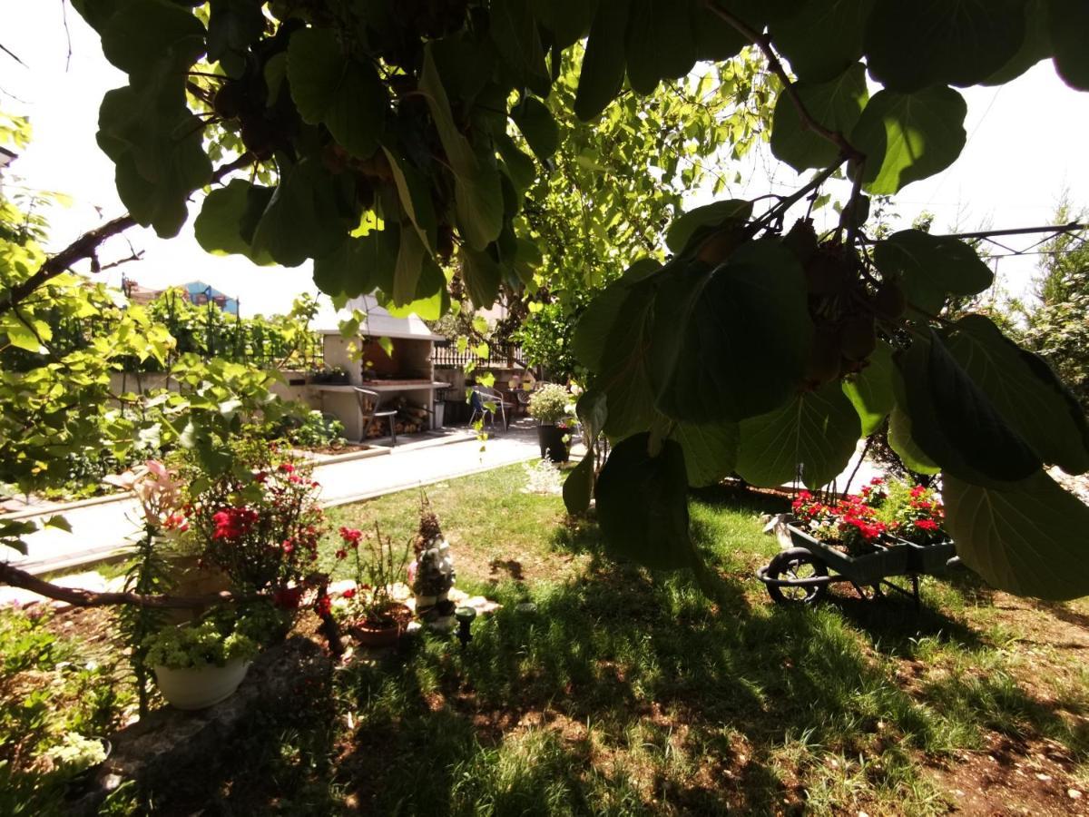 Apartment D & N Kaštela Esterno foto